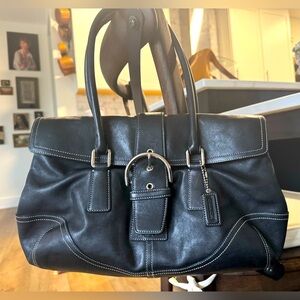 Coach Black Leather Soho Hampton VGUC MEDIUM size soft leather Shoulder carry